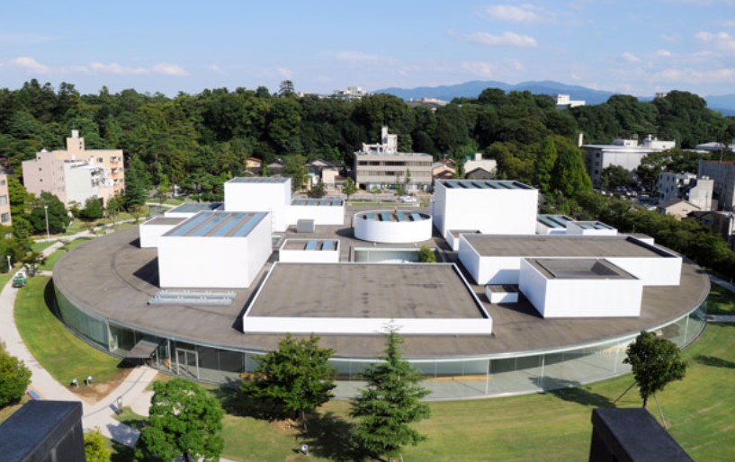 広坂の 金沢21世紀美術館 は心に静寂が欲しいときに最高だと思う かなざわ名所 金沢ナウ