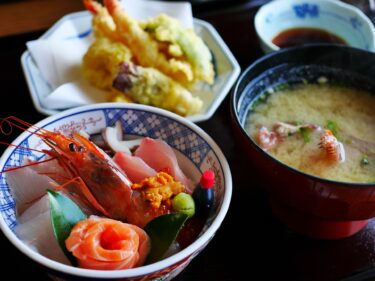 金沢で食べる海鮮丼！【金沢グルメ】